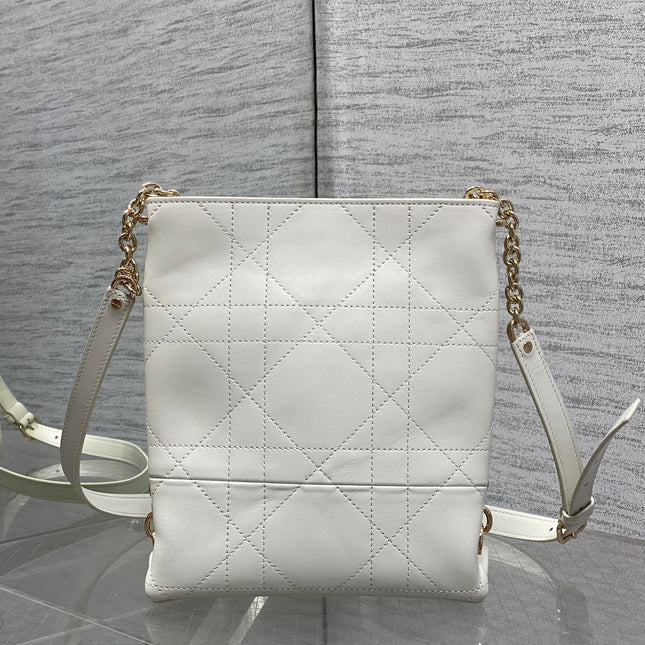 DIOR 26S TRIANON BAG 18 IN WHITE LAMBSKIN
