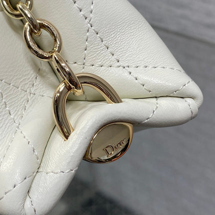 DIOR 26S TRIANON BAG 18 IN WHITE LAMBSKIN