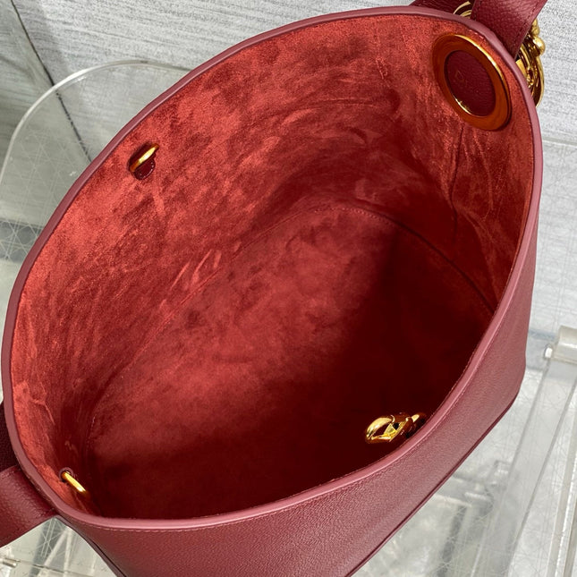 DIOR 26S MEDAILLON BUCKET BAG 26 IN DARK RED CALFSKIN