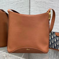 DIOR 26S MEDAILLON BUCKET BAG 26 IN LIGHT BROWN CALFSKIN