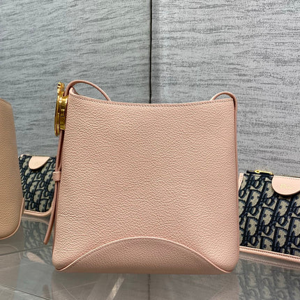 DIOR 26S MEDAILLON BUCKET BAG 19 IN NUDE PINK GRAINED CALFSKIN GOLD HARDWARE