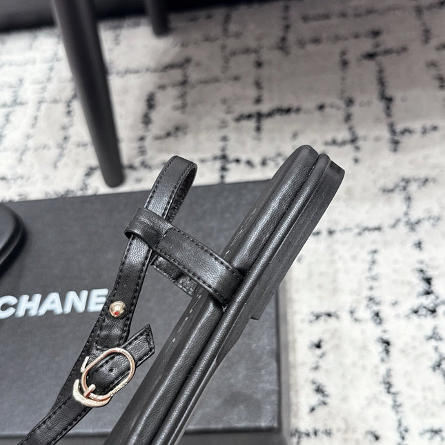 CHANEL 26S THONG SANDALS IN BLACK CALFSKIN WITH GOLD HARDWARE