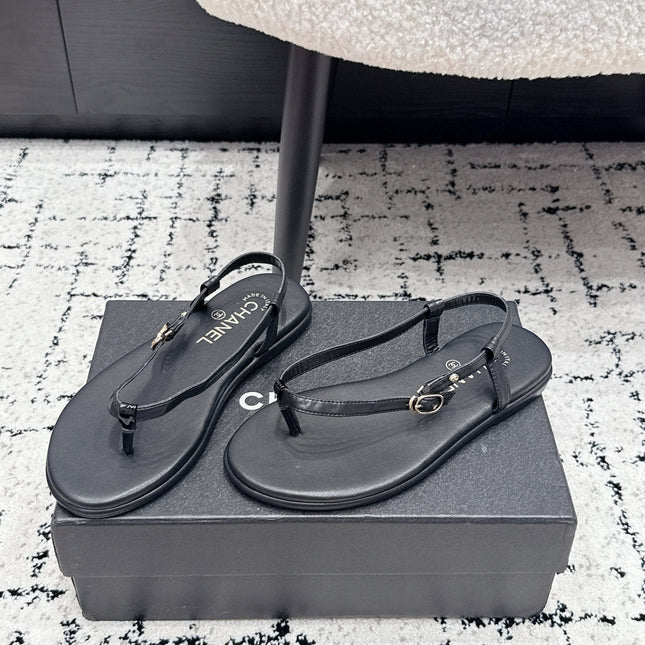 CHANEL 26S THONG SANDALS IN BLACK CALFSKIN WITH GOLD HARDWARE