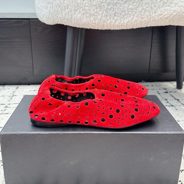 ALAIA 26S FLAT SLIP-ONS IN RED SUEDE WITH OPENWORK PATTERN