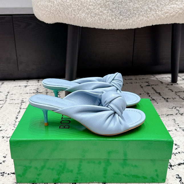 BOTTEGA VENETA 26S TWIST-STRAP HIGH-HEEL SANDALS 50 MM IN SKY BLUE LAMBSKIN
