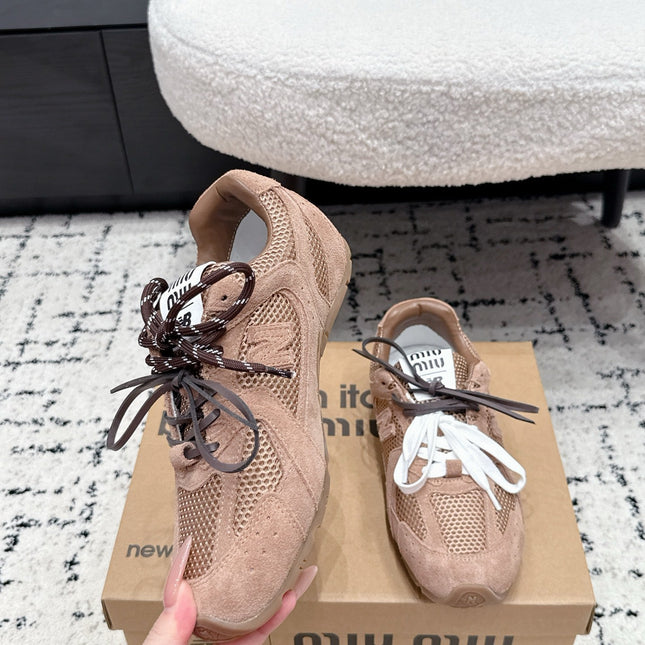 MIUMIU 26S SNEAKERS IN CHESTNUT BROWN SUEDE SUEDE AND MESH FABRIC