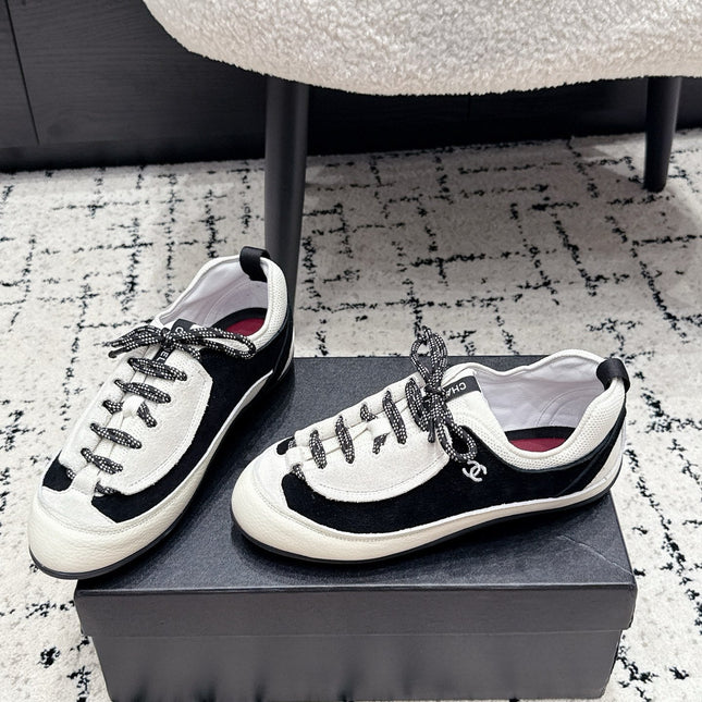 CHANEL 26S LACE-UP SNEAKERS IN WHITE SUEDE AND LAMBSKIN