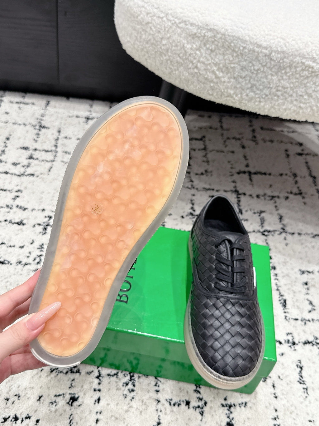 BOTTEGA VENETA 26S SNEAKERS IN BLACK WOVEN LAMBSKIN