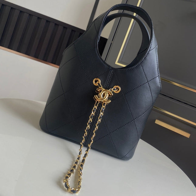 CHANEL 26S QUILTED HOBO BAG 27 IN BLACK CALFSKIN GOLD HARDWARE