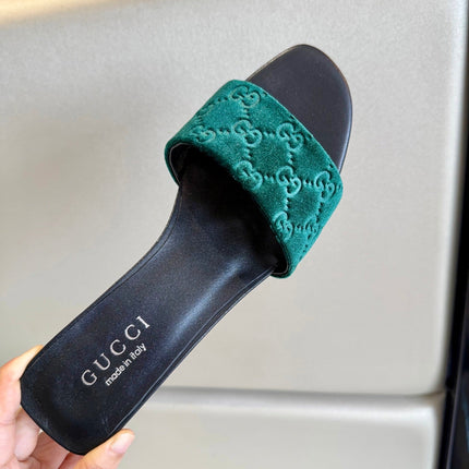 GUCCI 26S SLIDE SANDALS 55 MM IN DARK GREEN VELVET