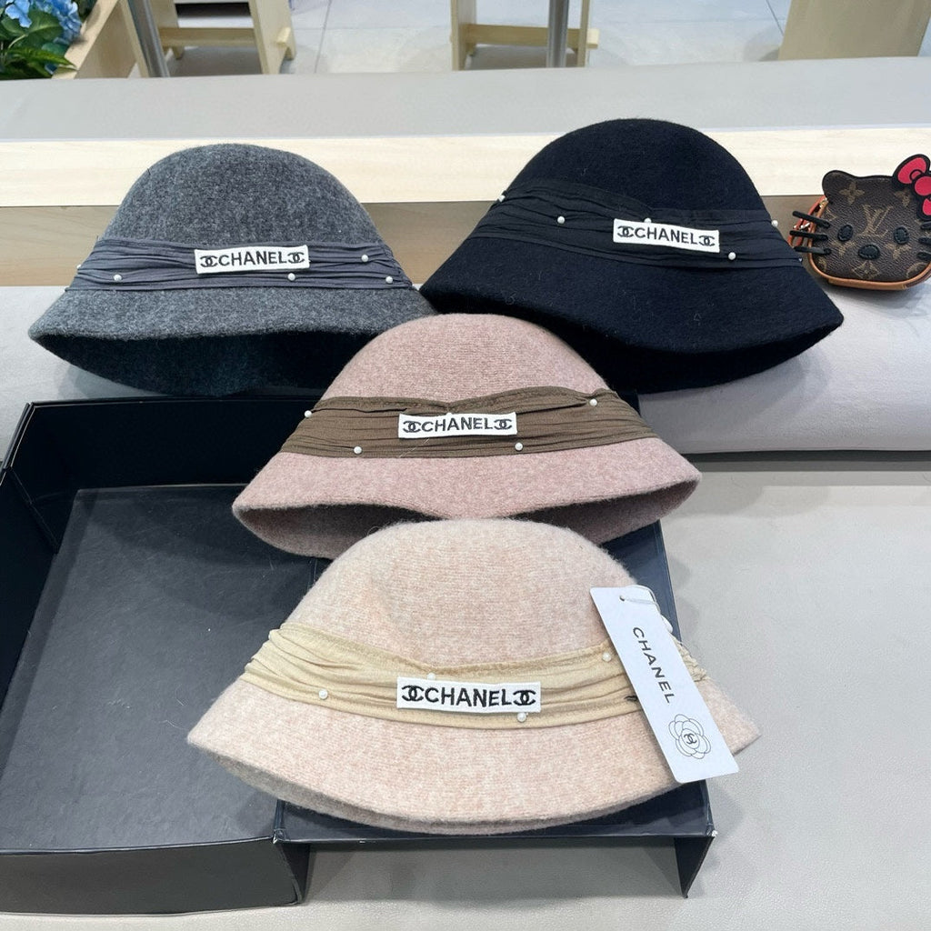 BUCKET HAT IN BISQUE BEIGE WOOL BLEND 426246