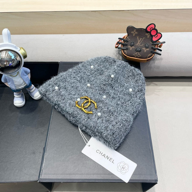 BEANIE HAT IN SHARK GRAY WOOL 430083