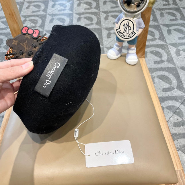 AUSTRALIAN BERET HAT IN BLACK WOOL FELT 431718