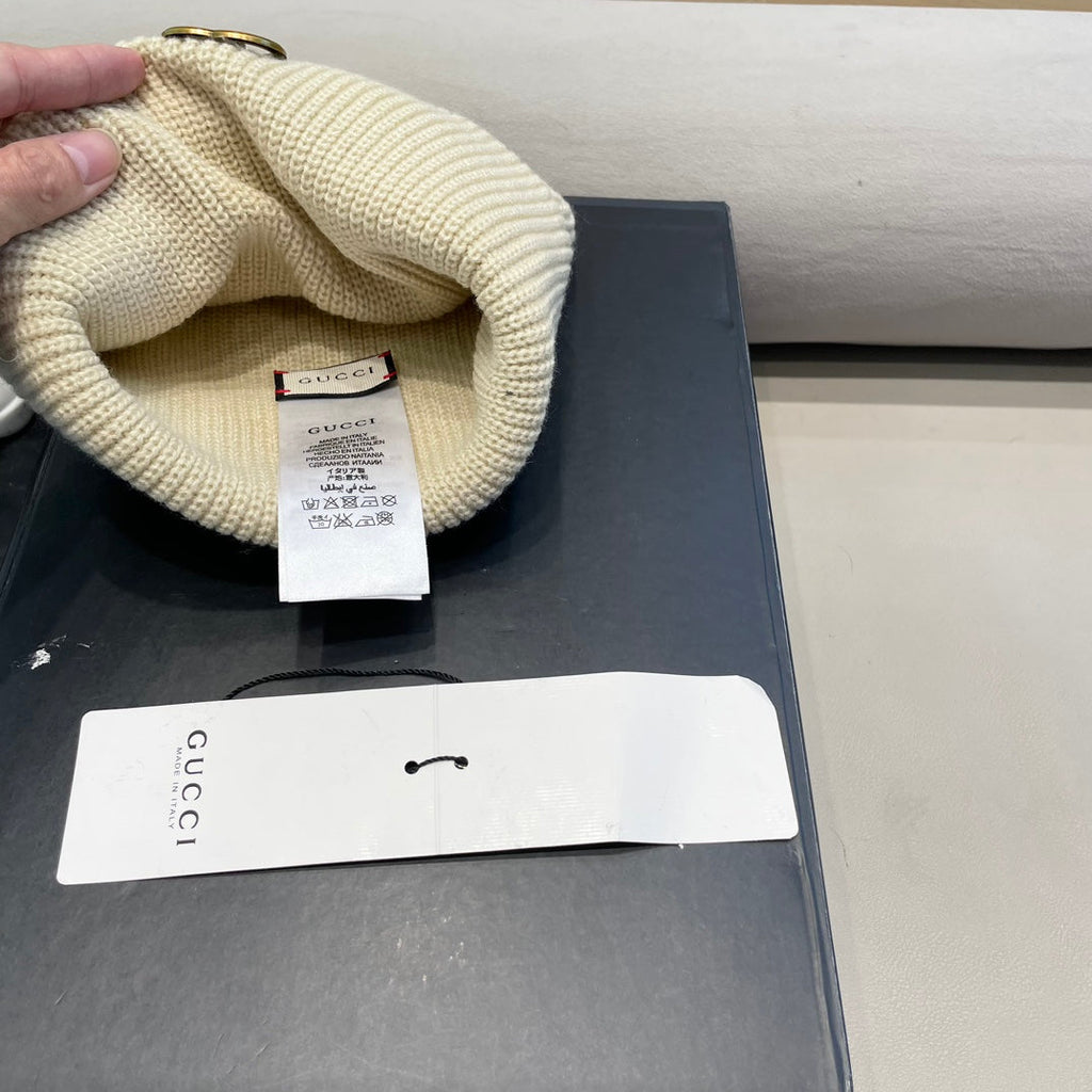 BEANIE HAT IN BISQUE BEIGE WOOL 433461