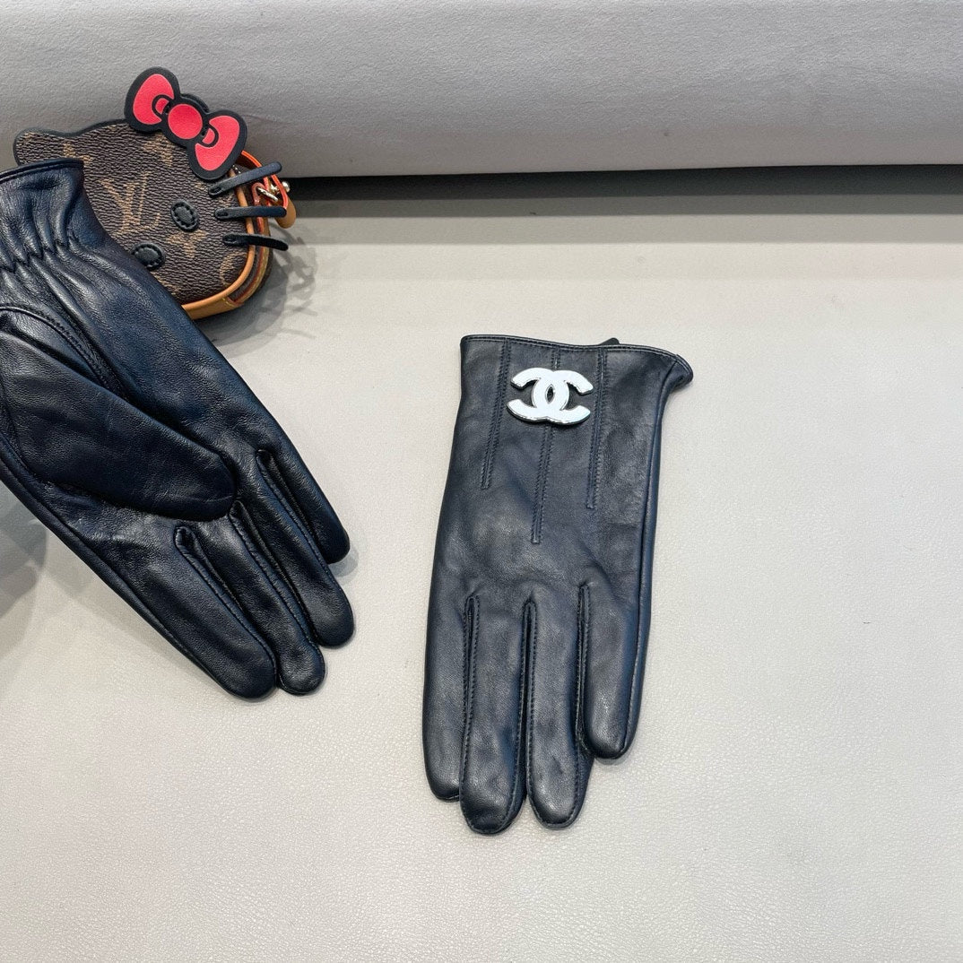 GLOVES IN BLACK LAMBSKIN WITH WHITE LOGO 462412