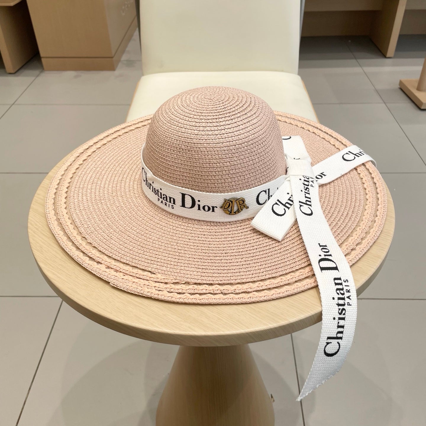 HAT IN LIGHT PINK BEIGE RAFFIA WIDE-BRIM MIX BIG WHITE BOW
