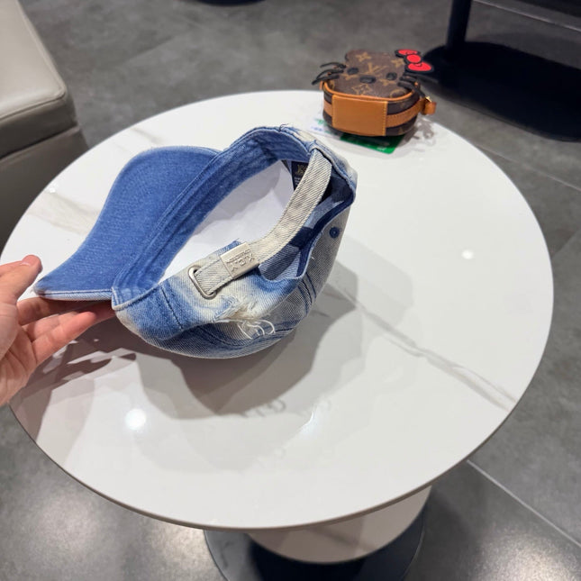 CELINE 26S BASEBALL CAP STYLE 82