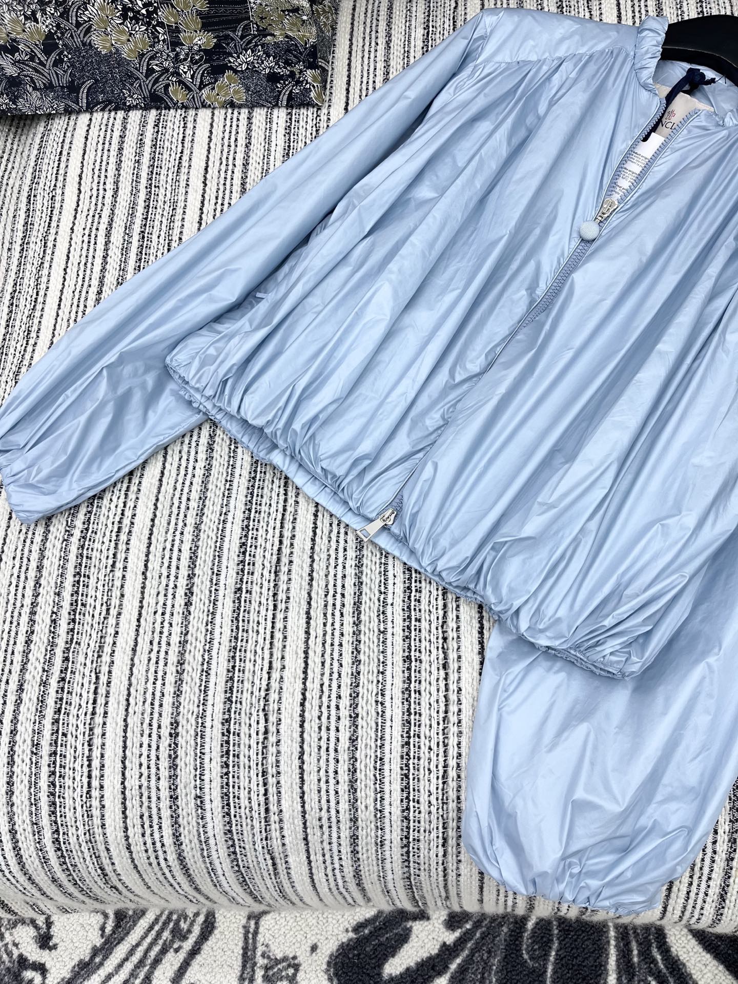 MONCLER ZIP-UP JACKET WITH STAND COLLAR IN SKY BLUE 267975