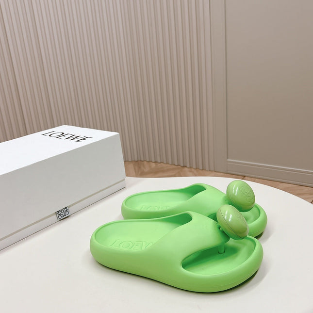 LOEWE 26S PEBBLE TOE-POST SLIDES IN LIGHT GREEN EVA