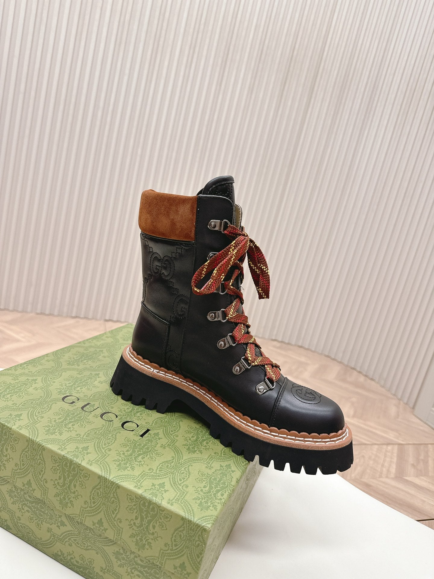 MARTIN ANKLE BOOTS IN BLACK EMBOSSED CALFSKIN MIX BROWN SUEDE