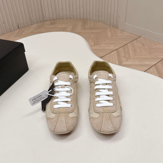 PRADA 26S SNEAKERS IN LIGHT BROWN QUILTED NYLON AND SUEDE