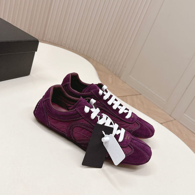 PRADA 26S CLASSIC SNEAKERS IN BURGUNDY RED SUEDE