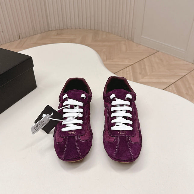 PRADA 26S CLASSIC SNEAKERS IN BURGUNDY RED SUEDE