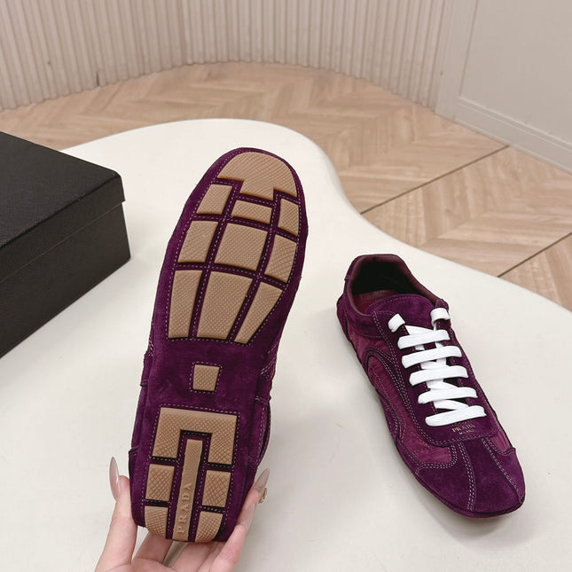 PRADA 26S CLASSIC SNEAKERS IN BURGUNDY RED SUEDE