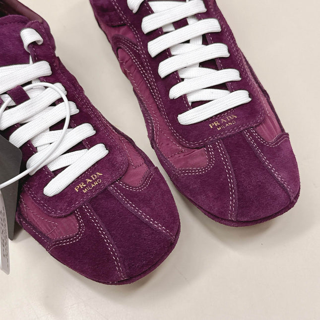 PRADA 26S CLASSIC SNEAKERS IN BURGUNDY RED SUEDE