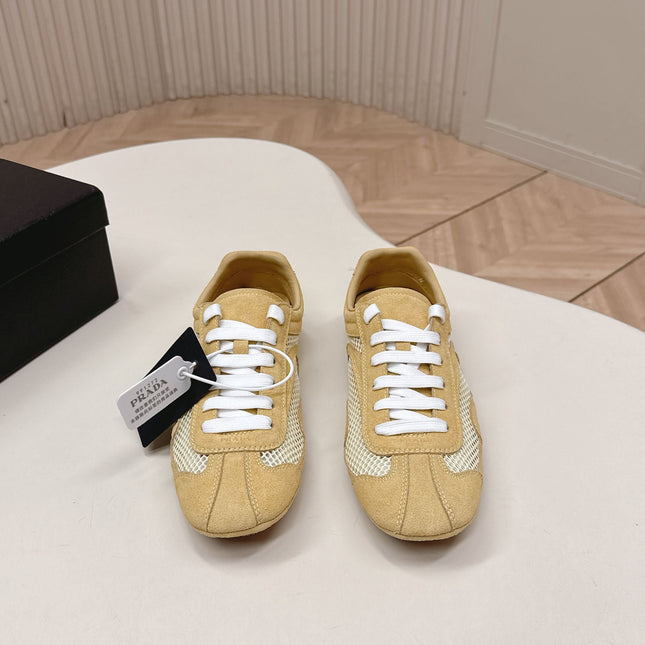 PRADA 26S CLASSIC SNEAKERS IN YELLOW SAND SUEDE AND MESH