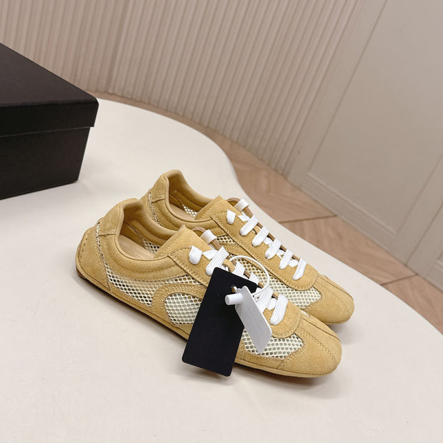 PRADA 26S CLASSIC SNEAKERS IN YELLOW SAND SUEDE AND MESH