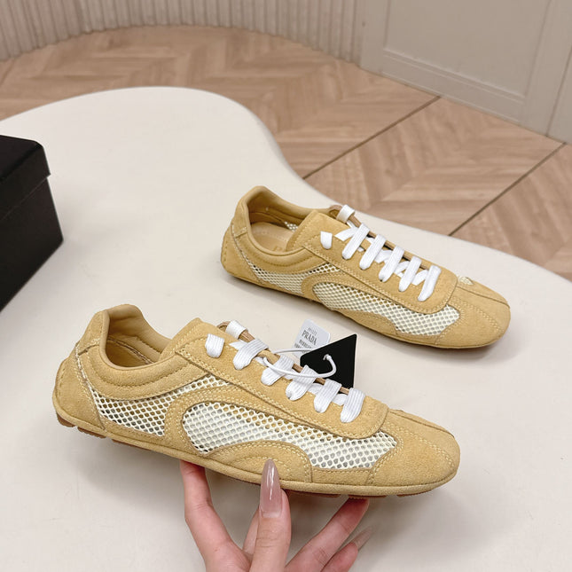 PRADA 26S CLASSIC SNEAKERS IN YELLOW SAND SUEDE AND MESH