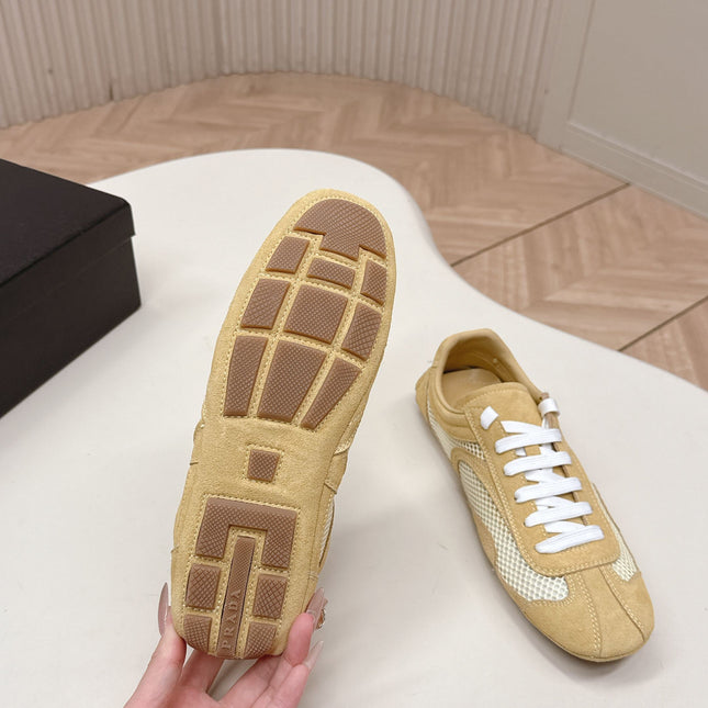 PRADA 26S CLASSIC SNEAKERS IN YELLOW SAND SUEDE AND MESH