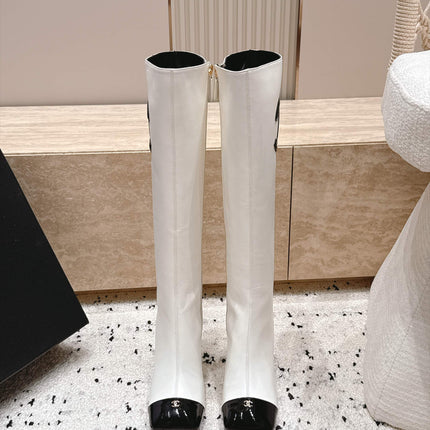 CHANEL 26S KNEE HIGH BOOTS 90 MM IN WHITE CALFSKIN AND BLACK PATENT