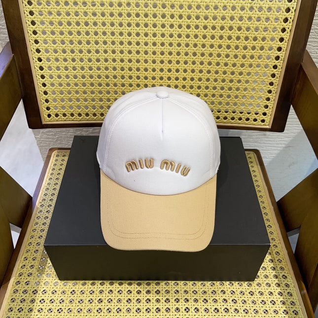 MIUMIU BASEBALL CAP IN WHITE MIX BEIGE FABRIC WITH LOGO EMBROIDERY