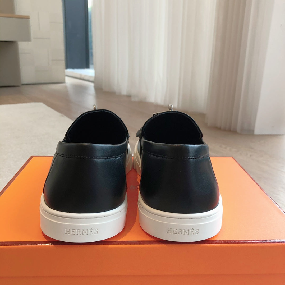GAME SLIP-ON SNEAKER BLACK WITH TASSELS CALFSKIN