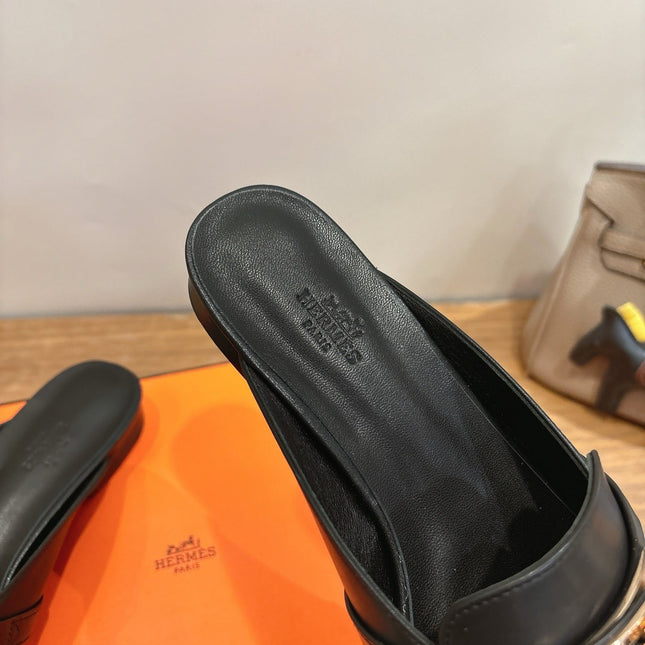 HM 26S KELLY MULE IN BLACK CALFSKIN GOLD HARDWARE