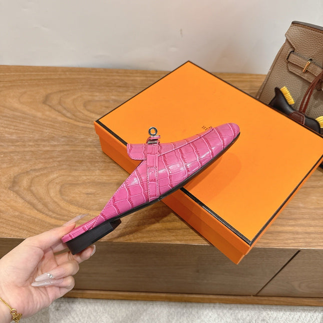 HM 26S KELLY MULE IN HOT PINK CROCODILE-EMBOSSED CALFSKIN SILVER HARDWARE