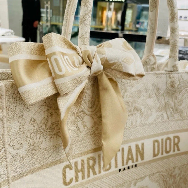 DIOR 26S SCARF 105CM IN SILK 276434