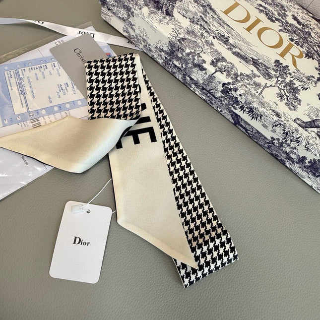 DIOR 26S SCARF 105CM IN SILK 313134