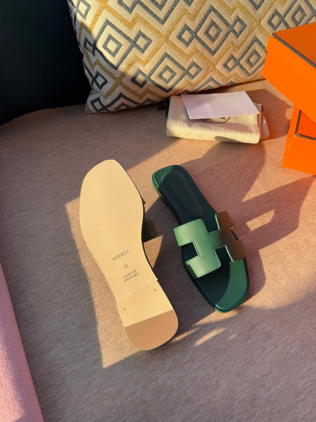 0RAN SANDALS IN HUNTER GREEN CALFSKIN