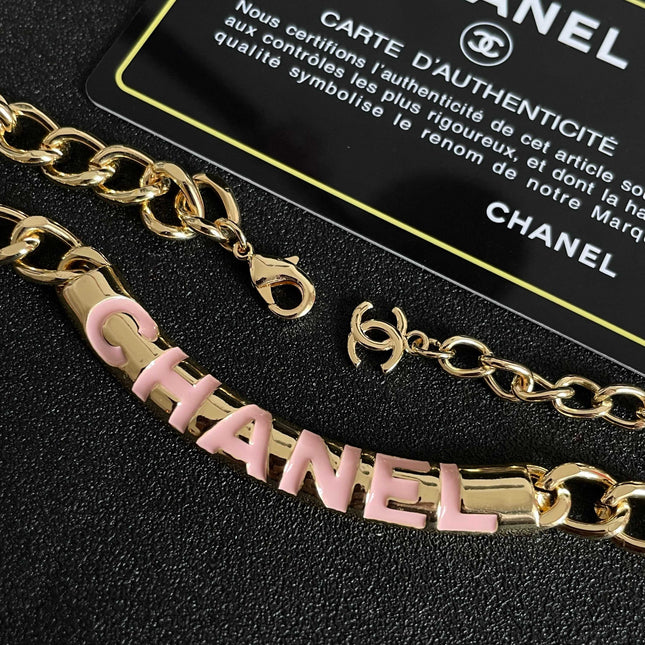 CHANEL 26S CHANEL LETTER LOGO ENAMEL CHAIN NECKLACE IN GOLD METAL WITH CC CHARM 630062