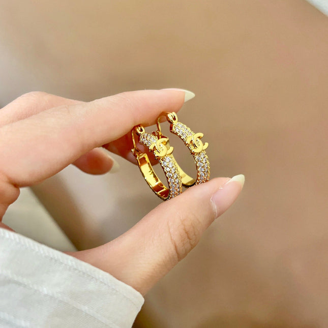 CHANEL 26S DOUBLE C LOGO FULL PAVE CRYSTAL HOOP EARRINGS IN GOLD METAL 630068