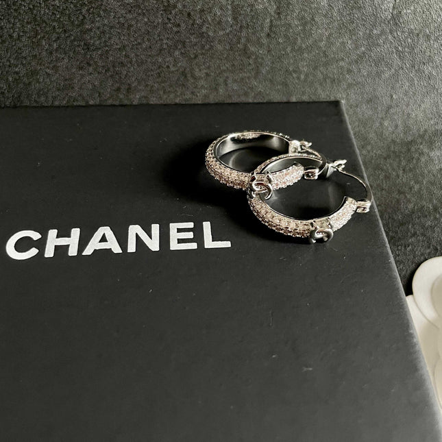 CHANEL 26S DOUBLE C LOGO FULL PAVE CRYSTAL HOOP EARRINGS IN SILVER METAL 630069