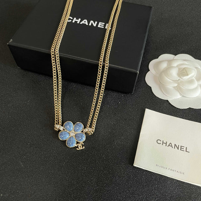 CHANEL 26S DOUBLE C LOGO BLUE PETAL FLOWER LAYERED CHAIN NECKLACE IN GOLD METAL 633153