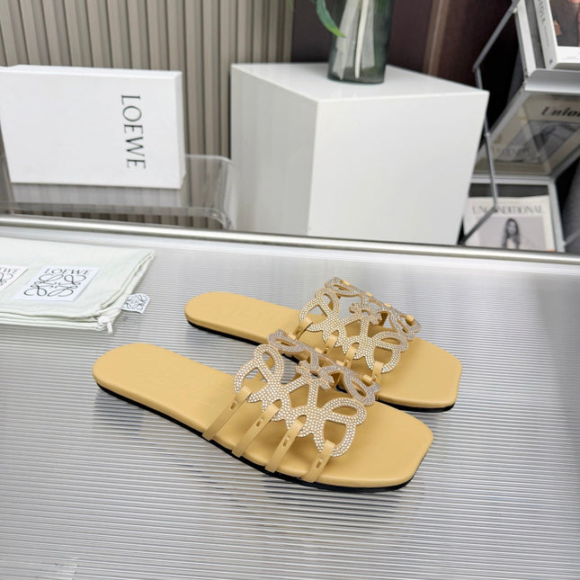 LOEWE 26S FLAT SANDALS IN WARM BEIGE CALFSKIN WITH CRYSTALS