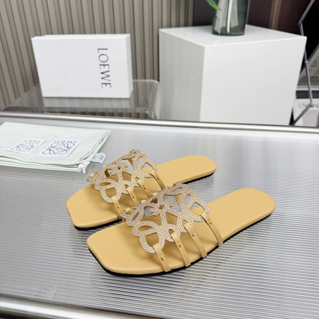 LOEWE 26S FLAT SANDALS IN WARM BEIGE CALFSKIN WITH CRYSTALS