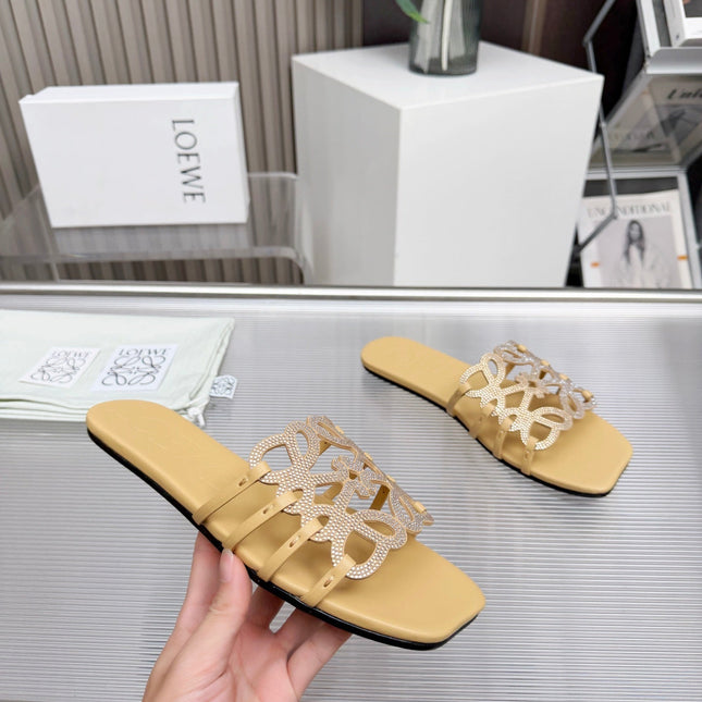 LOEWE 26S FLAT SANDALS IN WARM BEIGE CALFSKIN WITH CRYSTALS