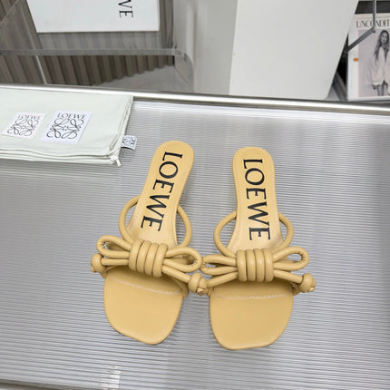 LOEWE 26S KITTEN HEEL KNOT SANDALS 45MM IN WARM BEIGE CALFSKIN