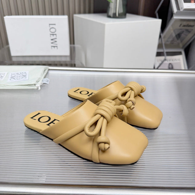 LOEWE 26S MULE LOAFERS IN WARM BEIGE CALFSKIN KNOT DETAIL
